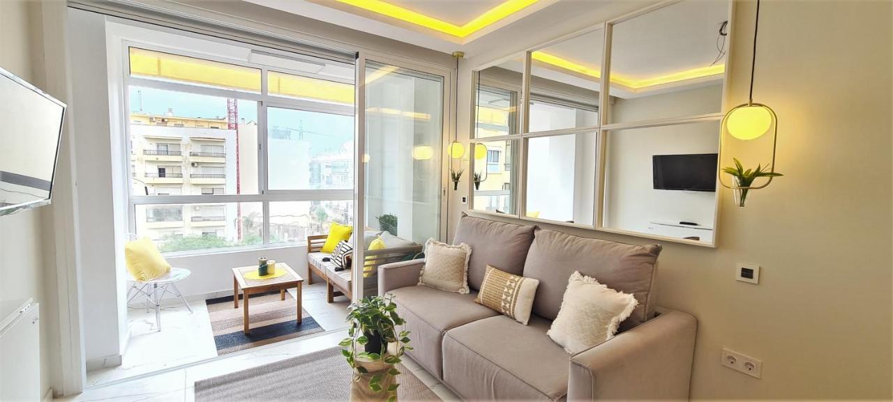 Apartment Linea De Playa Estepona Bagian luar foto